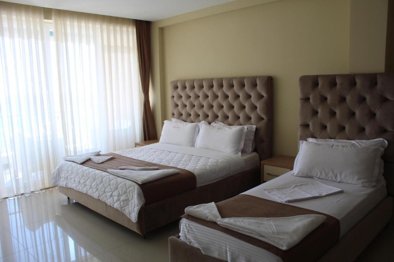 Hotel Frojd - Beach Front Resort Shengjin Ngoại thất bức ảnh