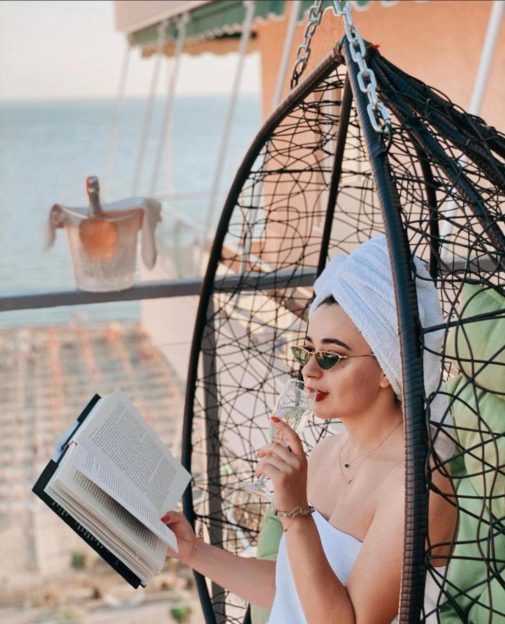 Hotel Frojd - Beach Front Resort Shengjin Ngoại thất bức ảnh