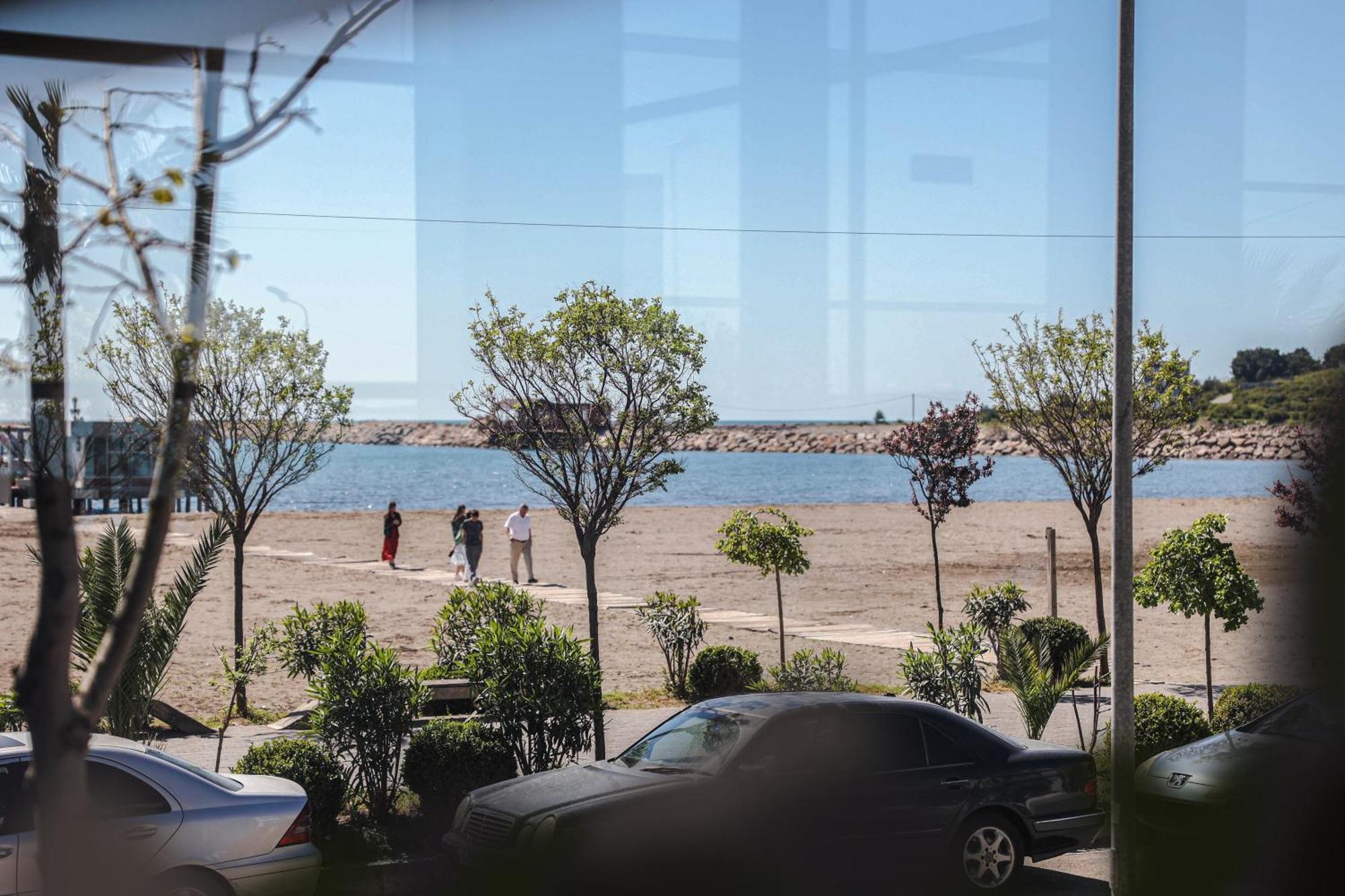 Hotel Frojd - Beach Front Resort Shengjin Ngoại thất bức ảnh